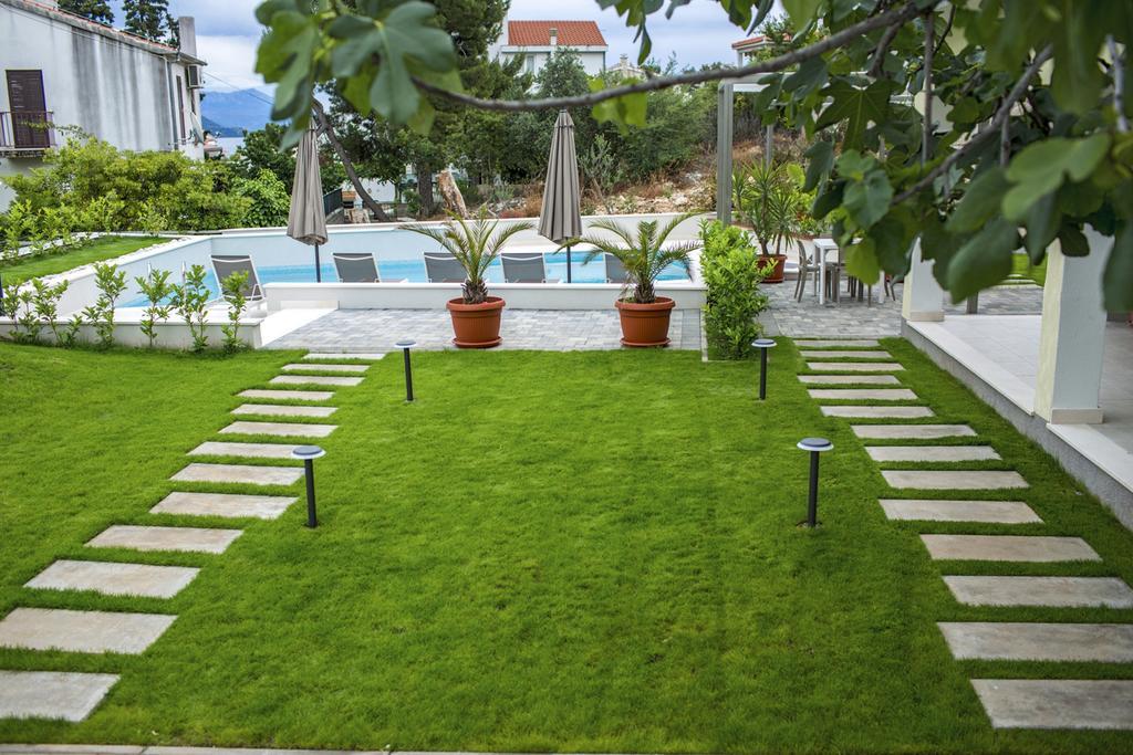 Apartments Bago Trogir Bagian luar foto