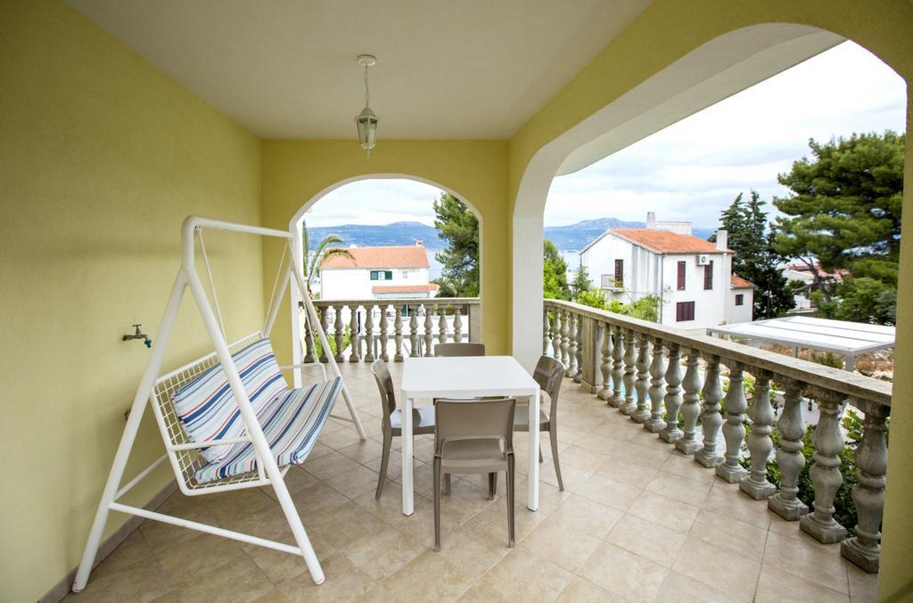 Apartments Bago Trogir Bagian luar foto