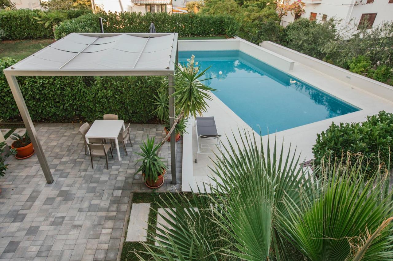 Apartments Bago Trogir Bagian luar foto