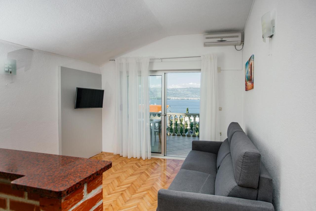 Apartments Bago Trogir Bagian luar foto