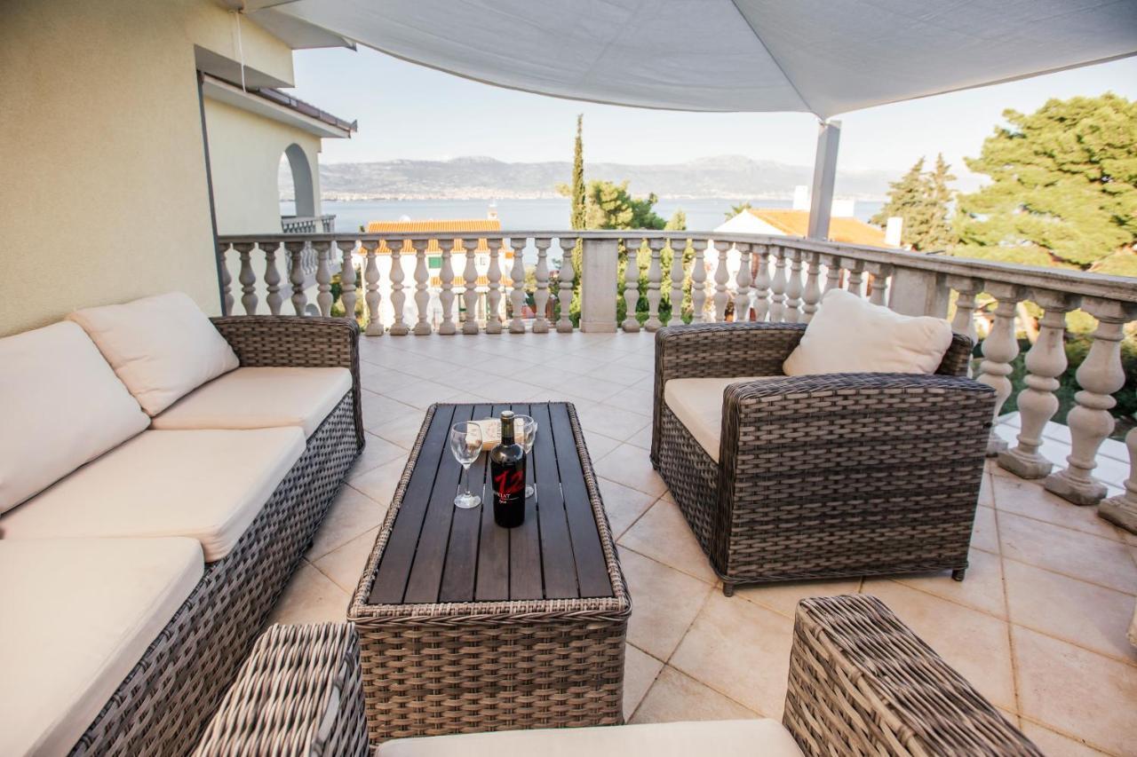 Apartments Bago Trogir Bagian luar foto