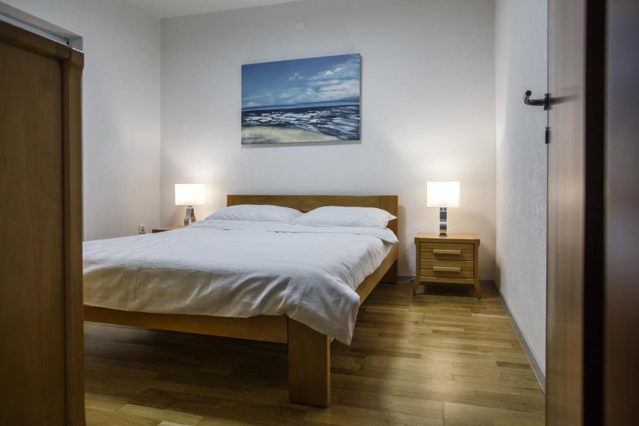 Apartments Bago Trogir Bagian luar foto